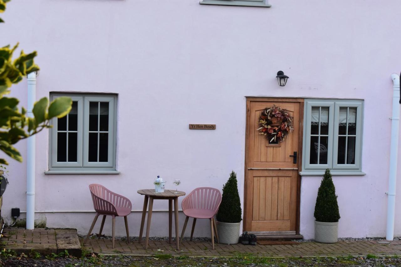 Luxury 2-Bed Barn Conversion In Llansteffan Кармартен Экстерьер фото
